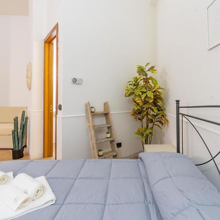 Andrea'S Hotel Lecce Buitenkant foto
