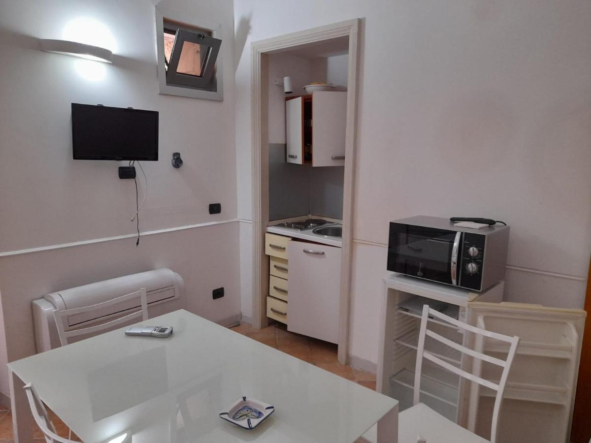 Andrea'S Hotel Lecce Buitenkant foto